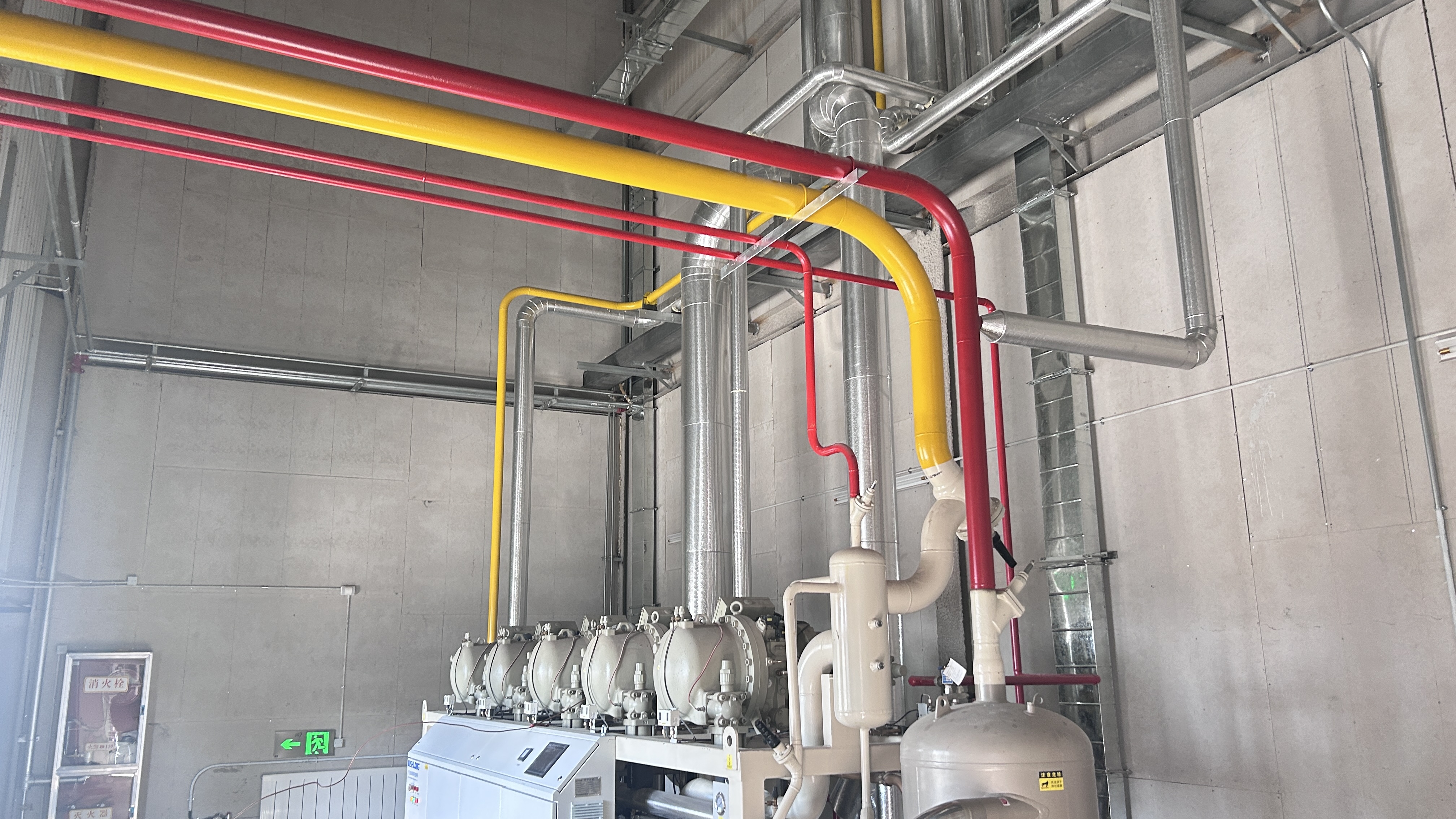 industrial refrigeration equipment for cold chain warehouse.jpg