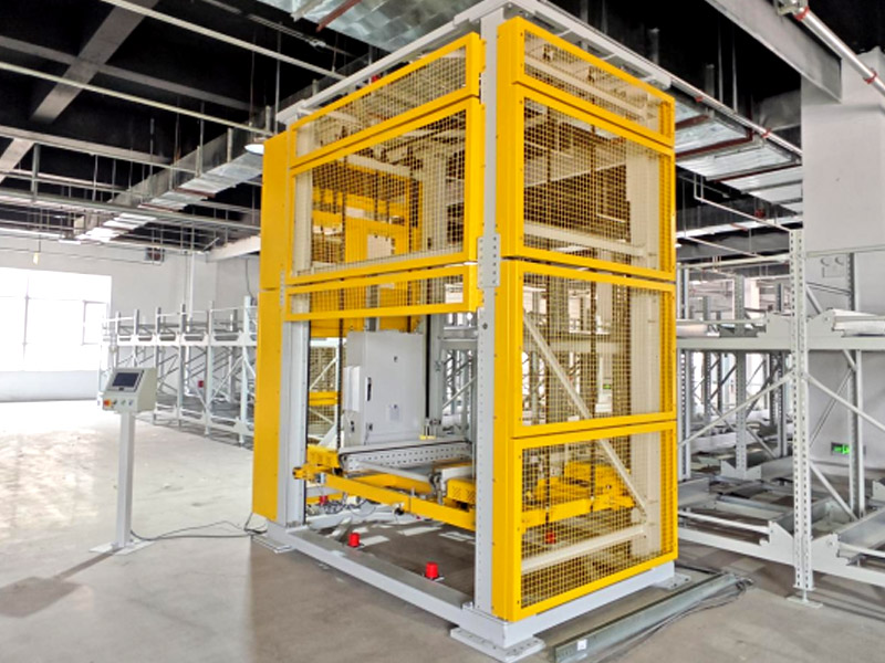Intelligent Vertical Lift Module improving warehouse space utilization and storage efficiency